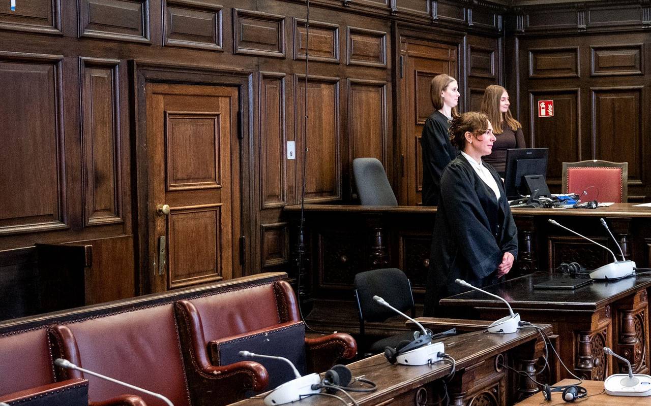 Prozess um Messerangriff im Hamburger Hauptbahnhof