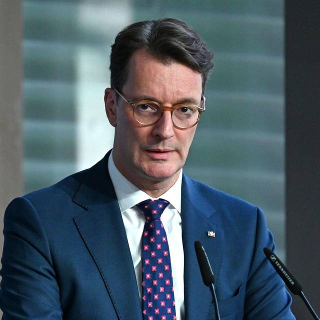 Wüst erinnert an Opfer der Kölner Silvesternacht