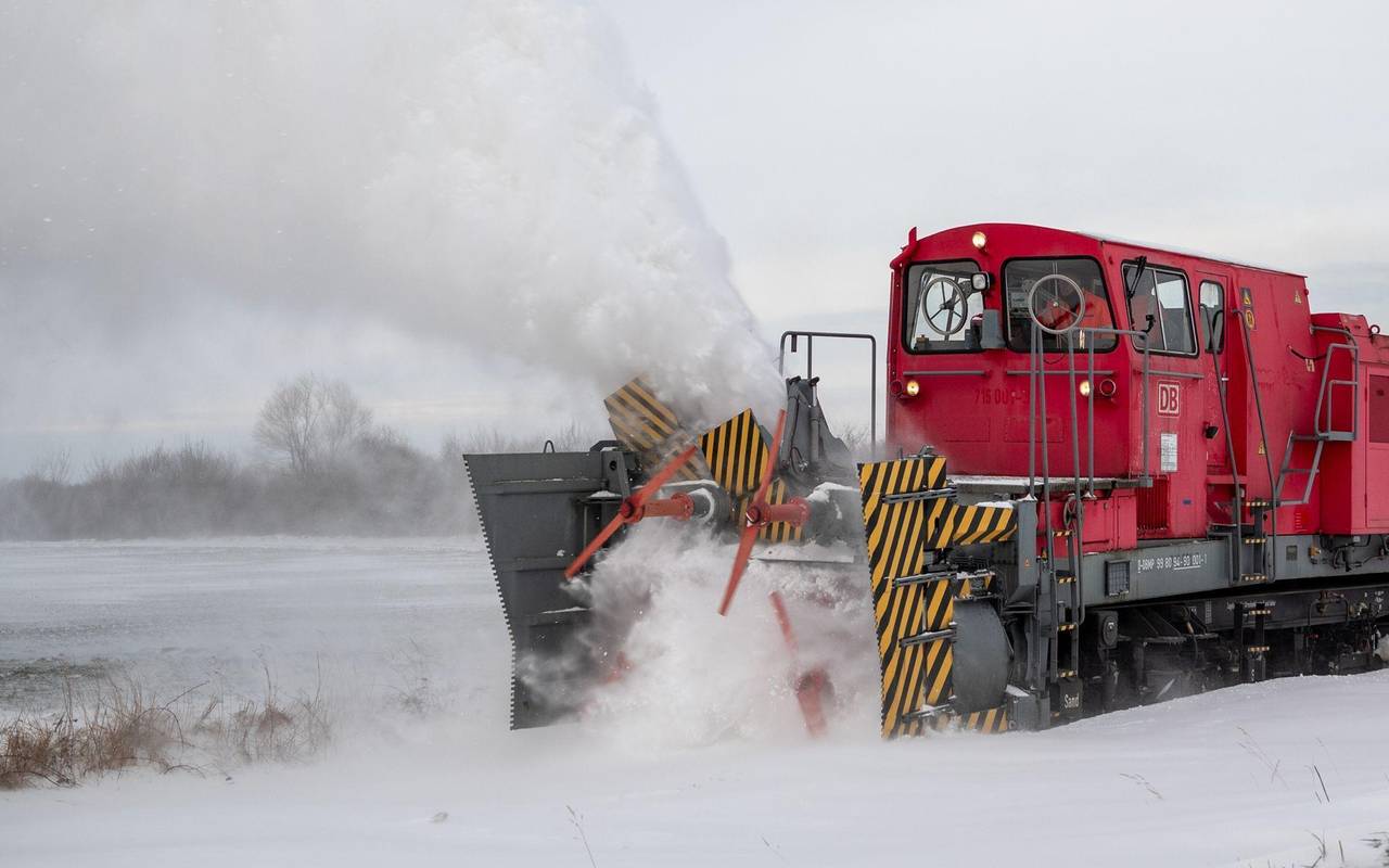 Auf Schnee folgt Eis - Gefahr auf glatten Straßen