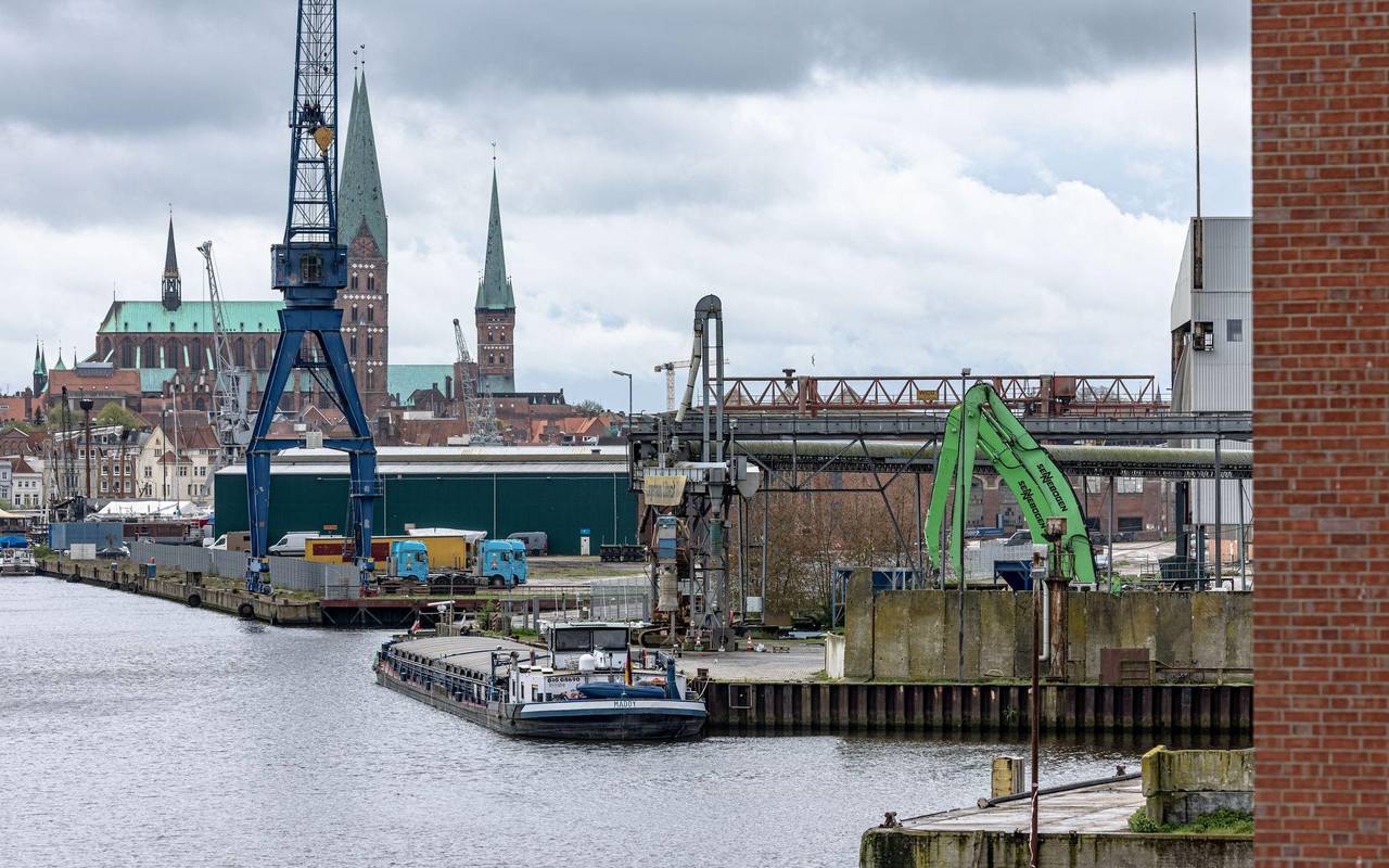 Verbotene Russland-Exporte – fünf Festnahmen bei Razzia