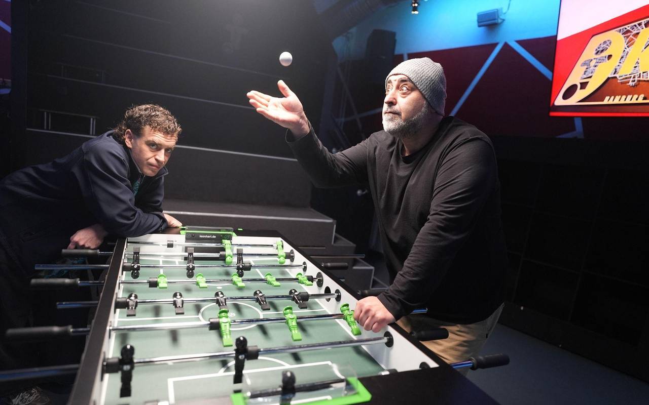 Kickern mit „Großstadtrevier“-Ensemble