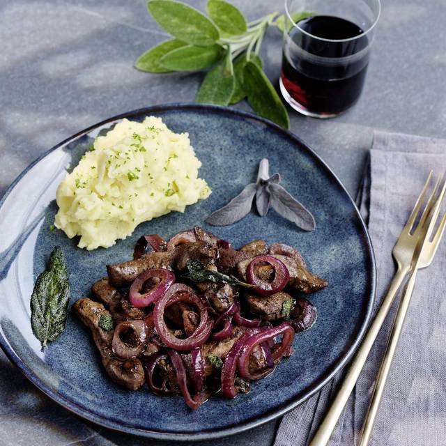 Kalbsleber mit Balsamico-Zwiebeln