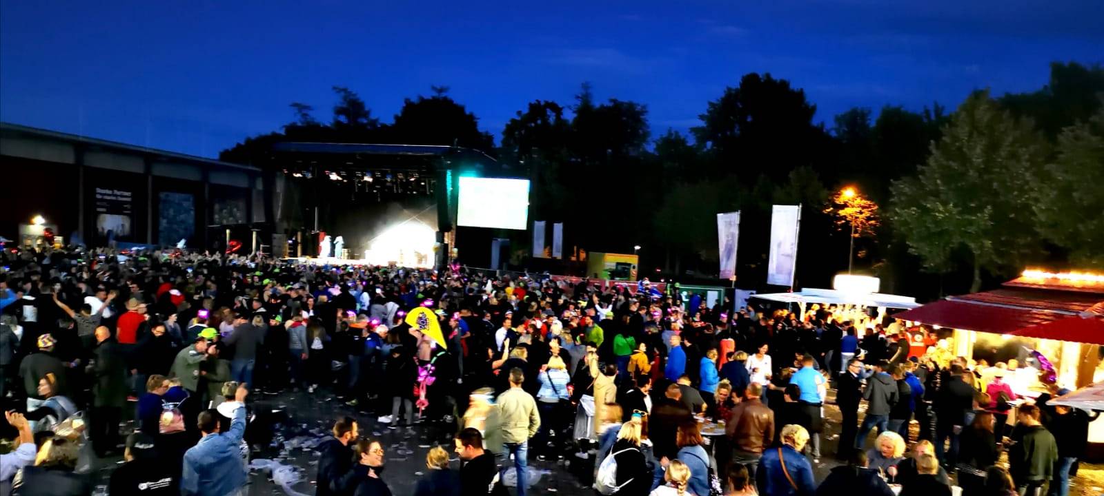 RADIO WMW präsentiert: 90er LIVE in Gronau