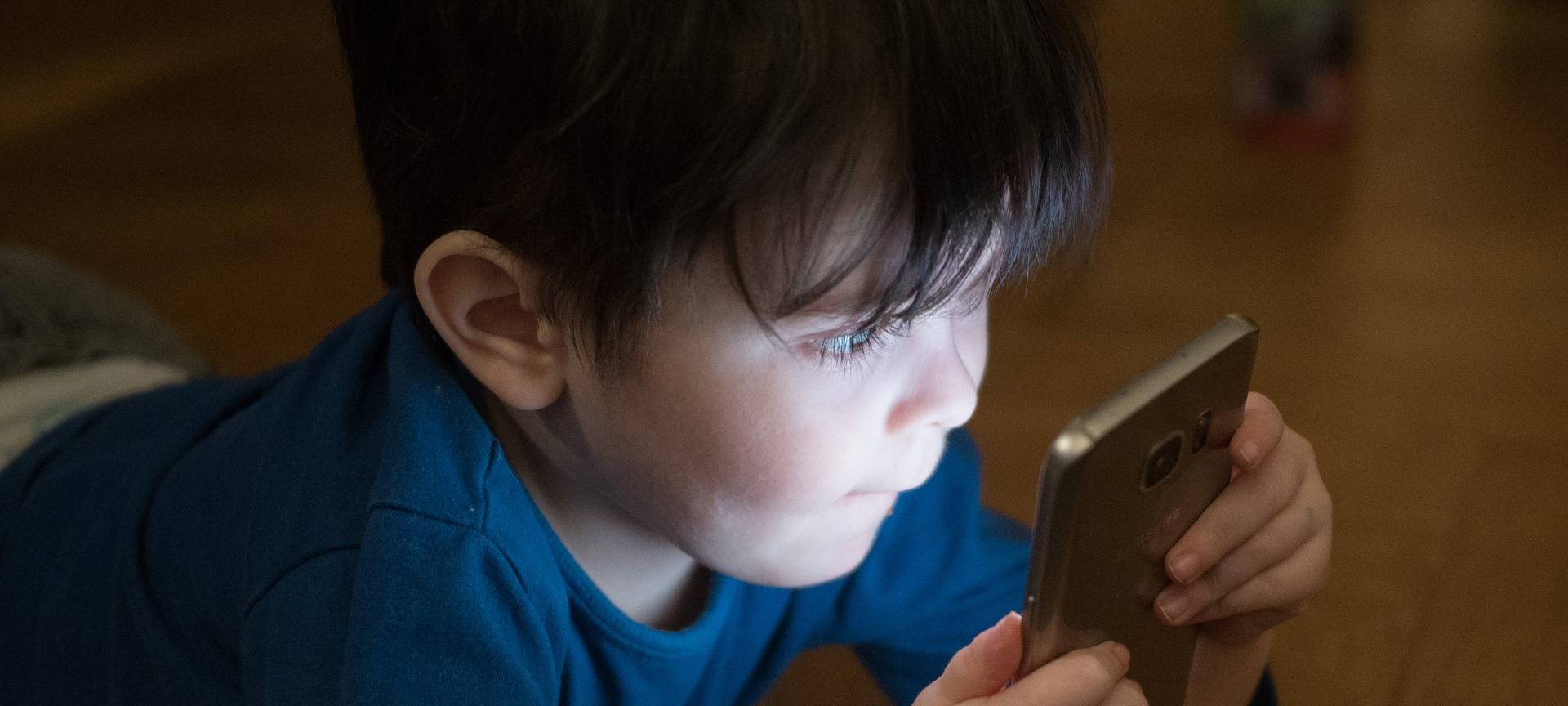 Ab wann Handys für Kinder?