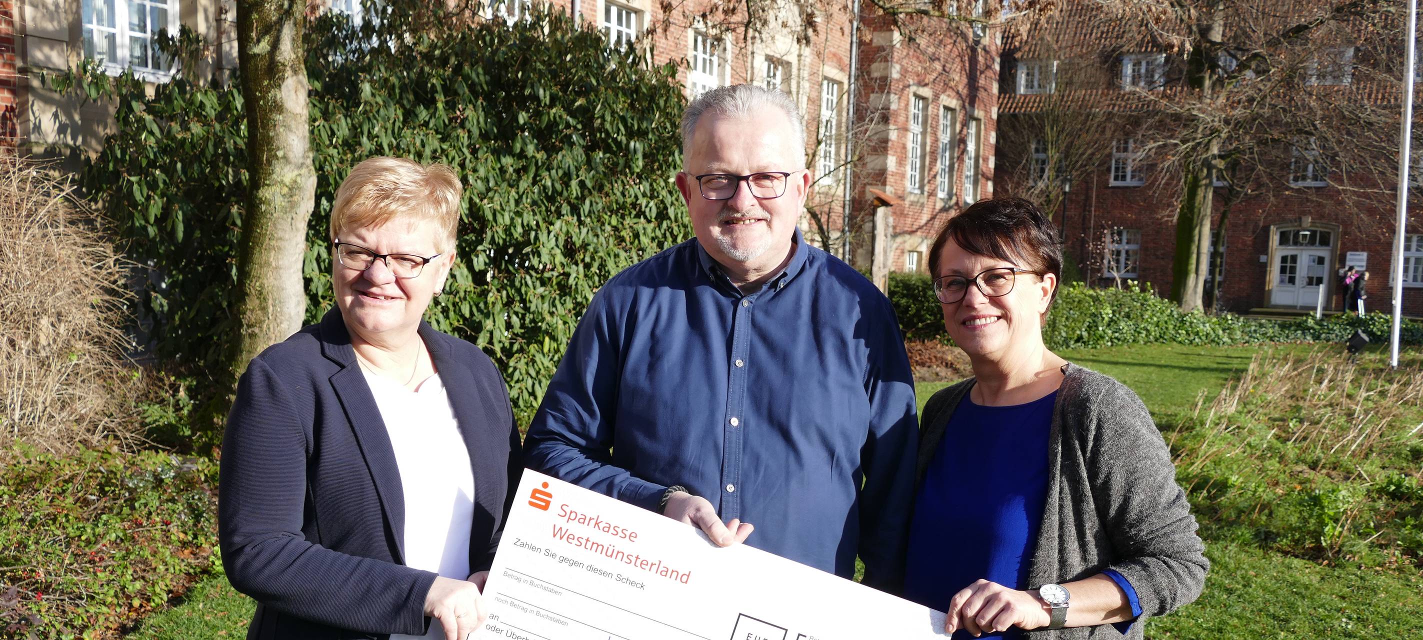 Spendenaktion "Rest-Cent" bei der Stadtverwaltung Borken