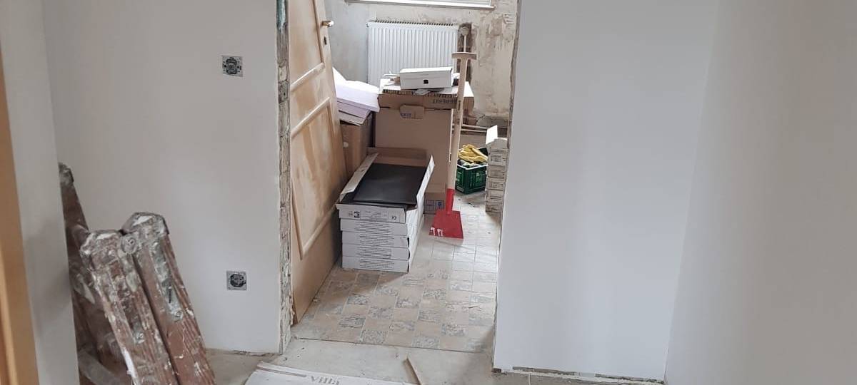 Umzug in Corona-Zeiten - Daniel wohnt im Rohbau