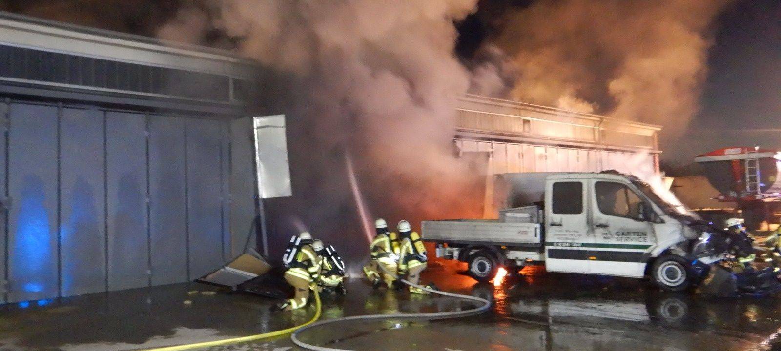 Brand einer Lagerhalle in Borken durch technischen Defekt