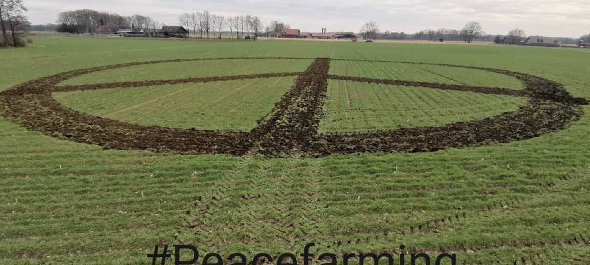 Grubbern für den Frieden - Landwirte im Kreis Borken