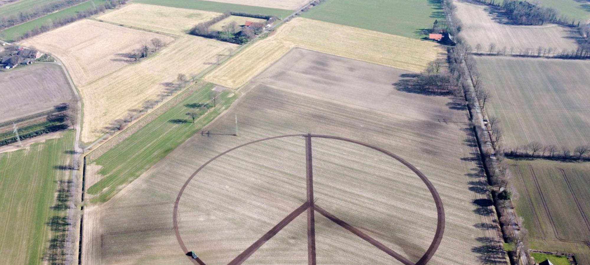 Grubbern für den Frieden - Landwirte im Kreis Borken