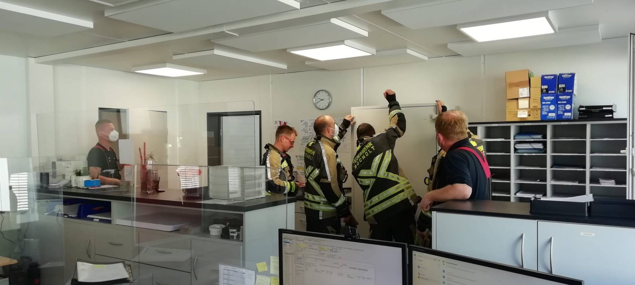 Bocholter Feuerwehr "befreit" Abiklausuren