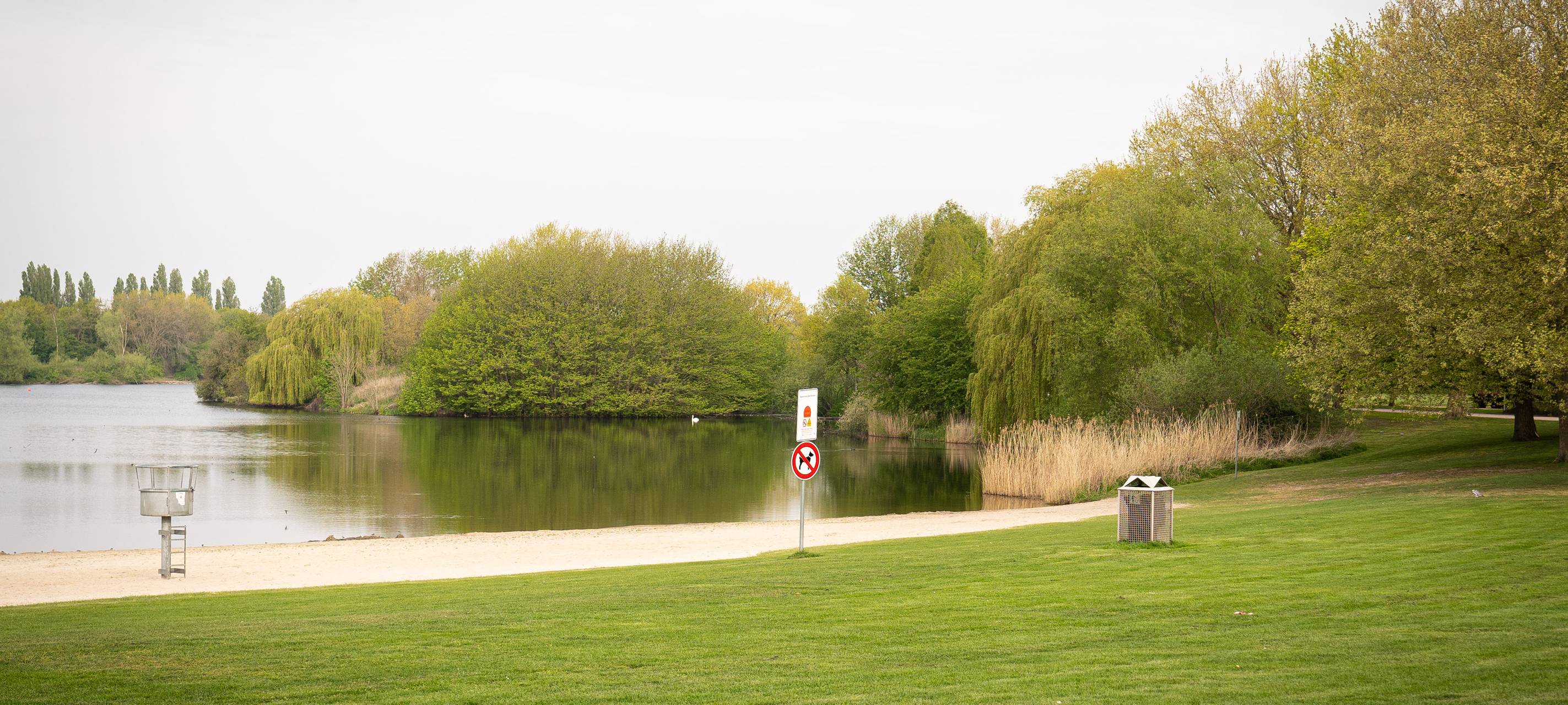 Defibrilator am Bocholter Aasee