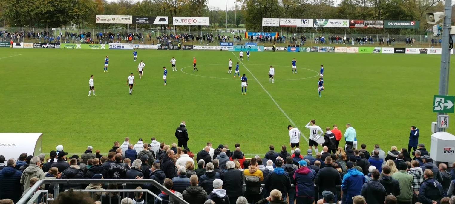 1. FC Bocholt gegen Fortuna Köln in der Gigaset Arena