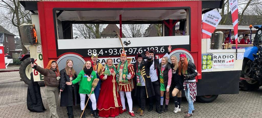120.000 Menschen feiern Karneval