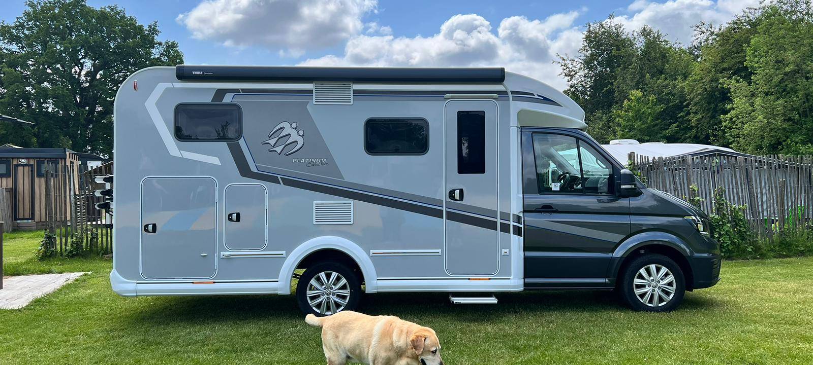 Daniel schickt Silvia zum Campen an den Pröbstingsee