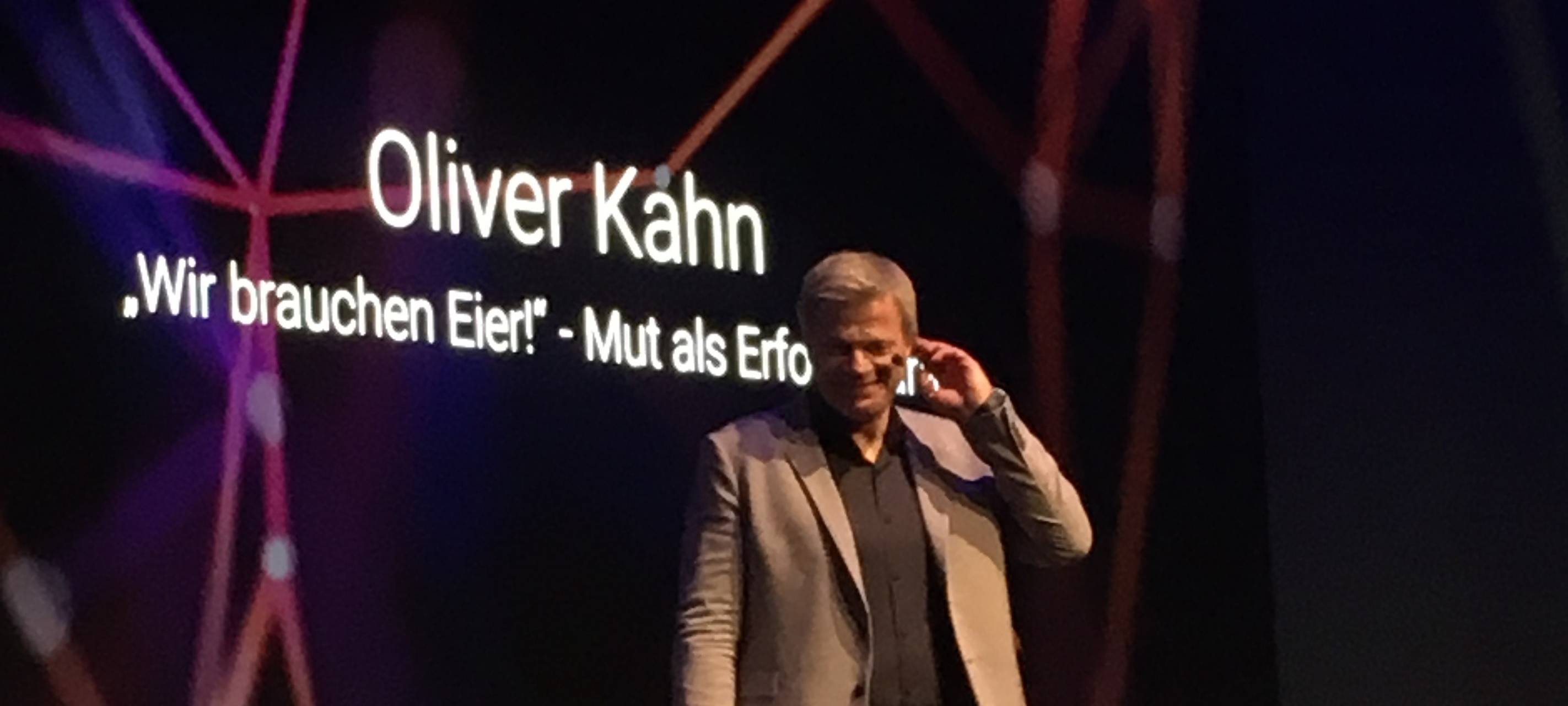 Oliver Kahn begeistert bei Pushcon in Ahaus