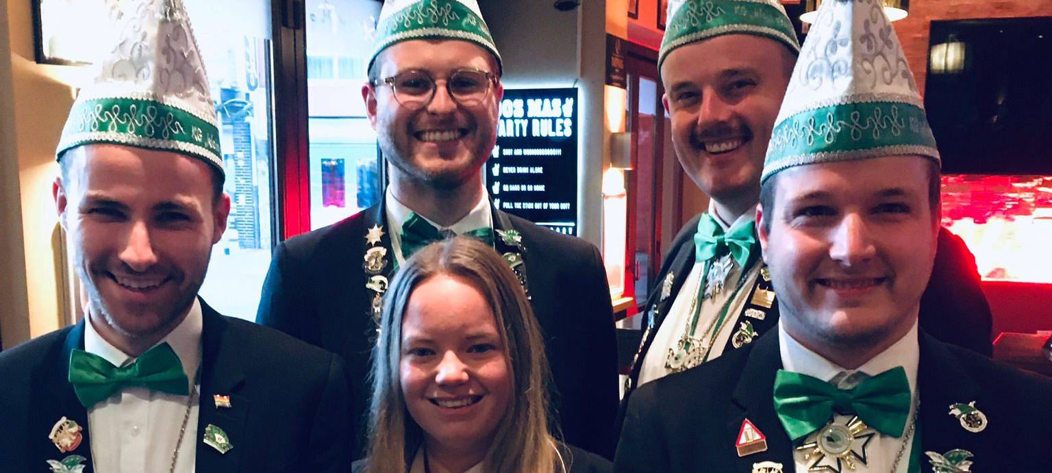 KG Klein aber fein spendet 777 Euro