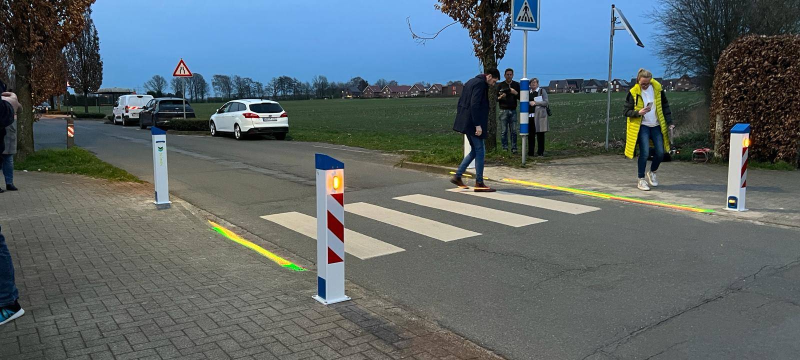 Leucht-Zebrastreifen in Heiden: Wir waren dabei