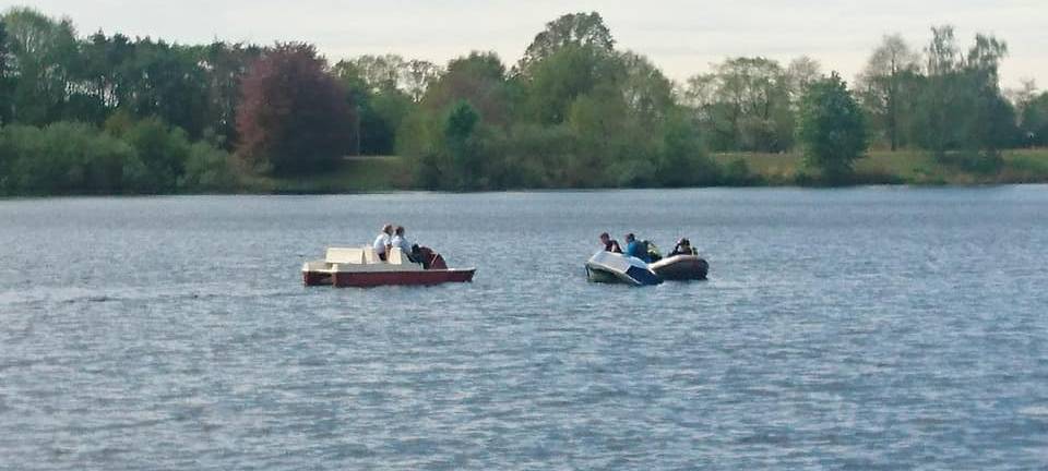 Segelboot auf Bocholter Aasee gekentert