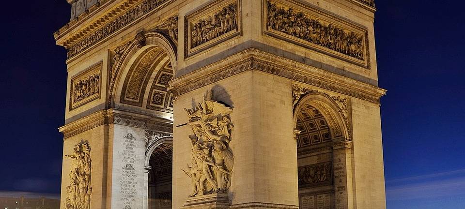 Christo will Triumphbogen verpacken