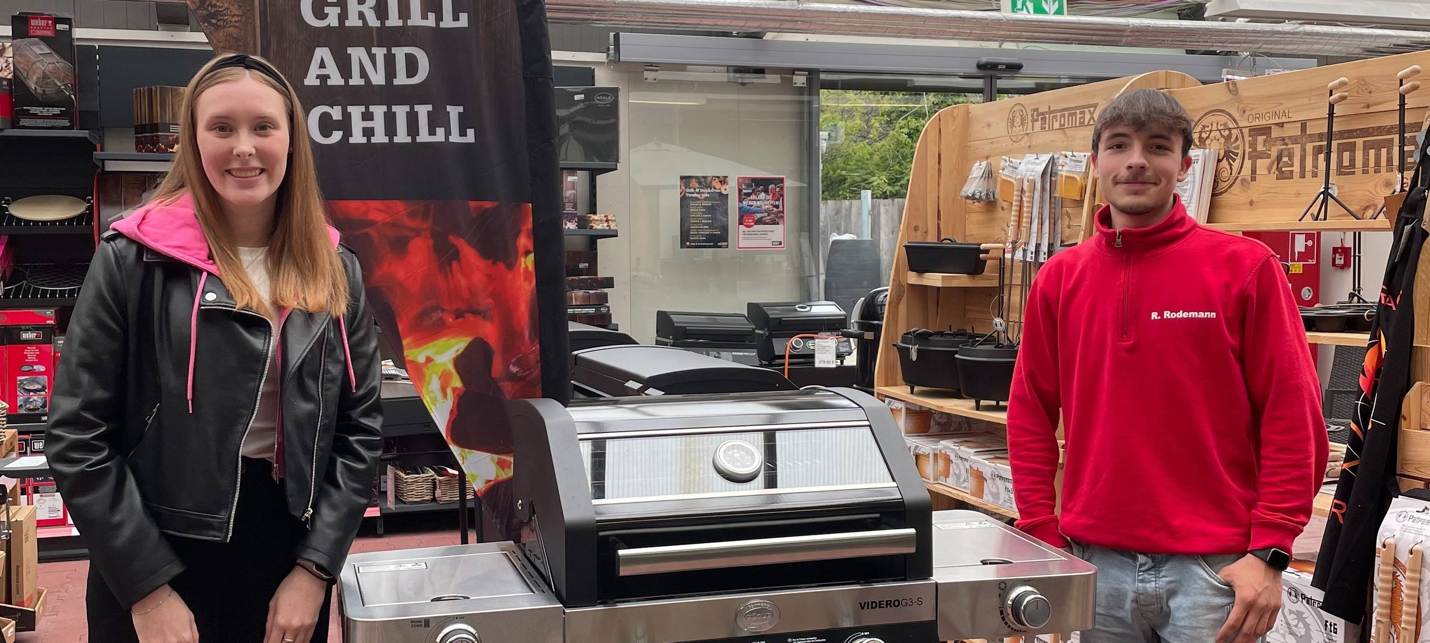 Grillübergabe: Luisa konnte den Grill abstauben