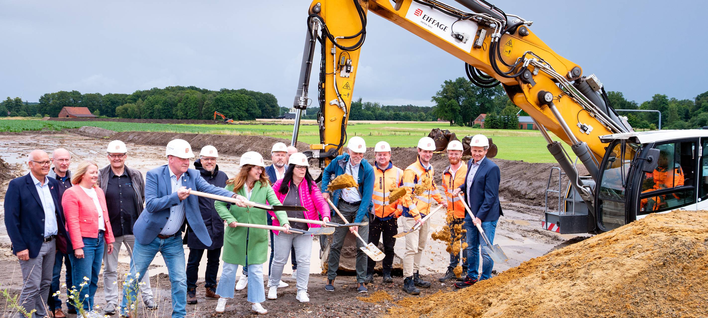 Spatenstich für Ausbau Industriepark an der A31