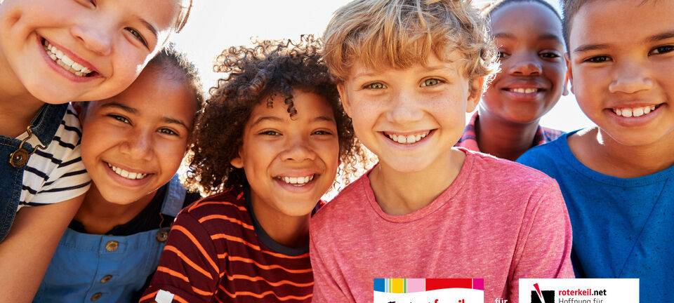 Spendenaktion für das Netzwerk roterkeil gegen Kindesmißbrauch