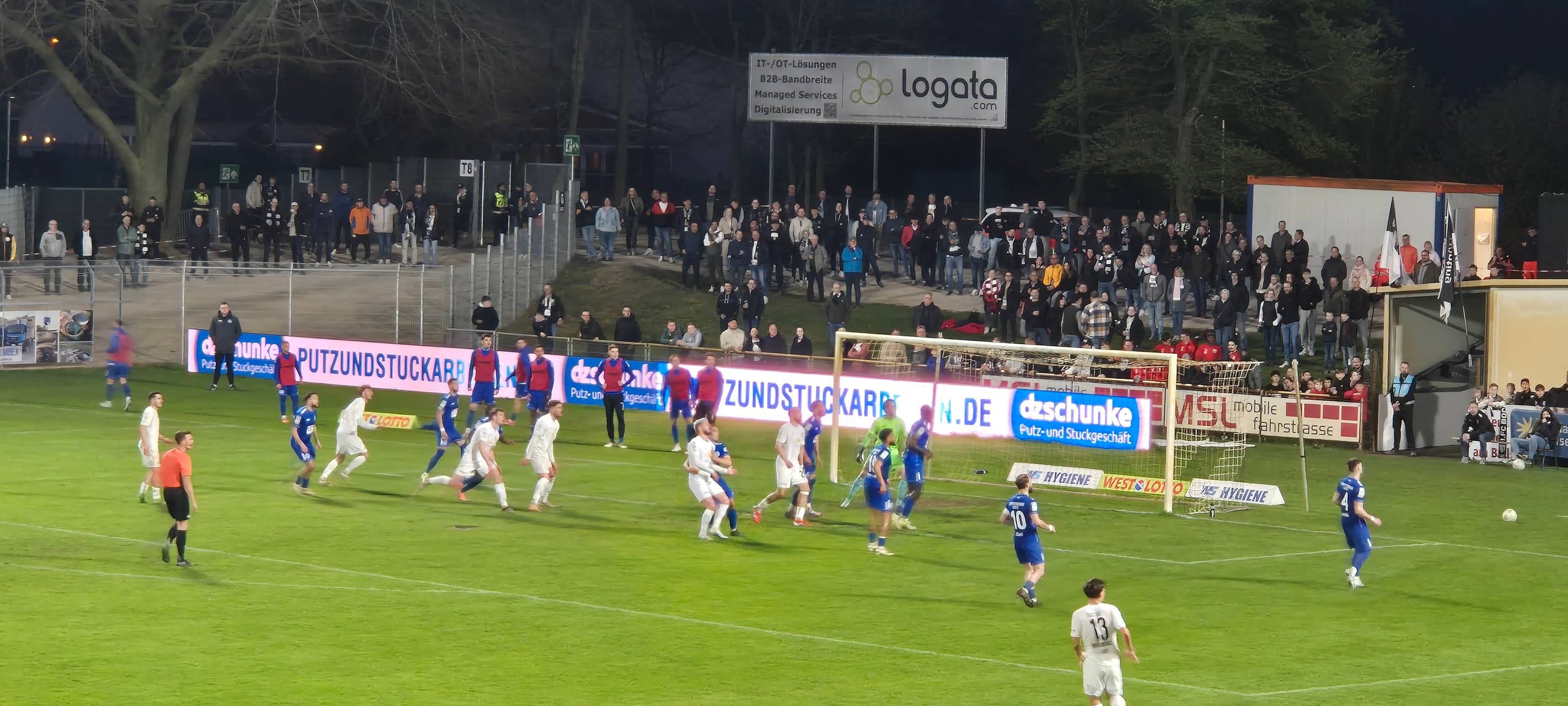 Bocholts Serie reißt unter Flutlicht