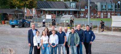 Baubeginn für neue Kunstrasenplätze in Ahaus