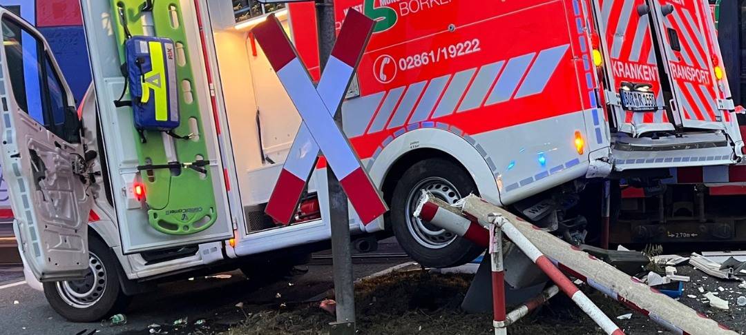 Zeugensuche nach Unfall am Bahnübergang in Ahaus