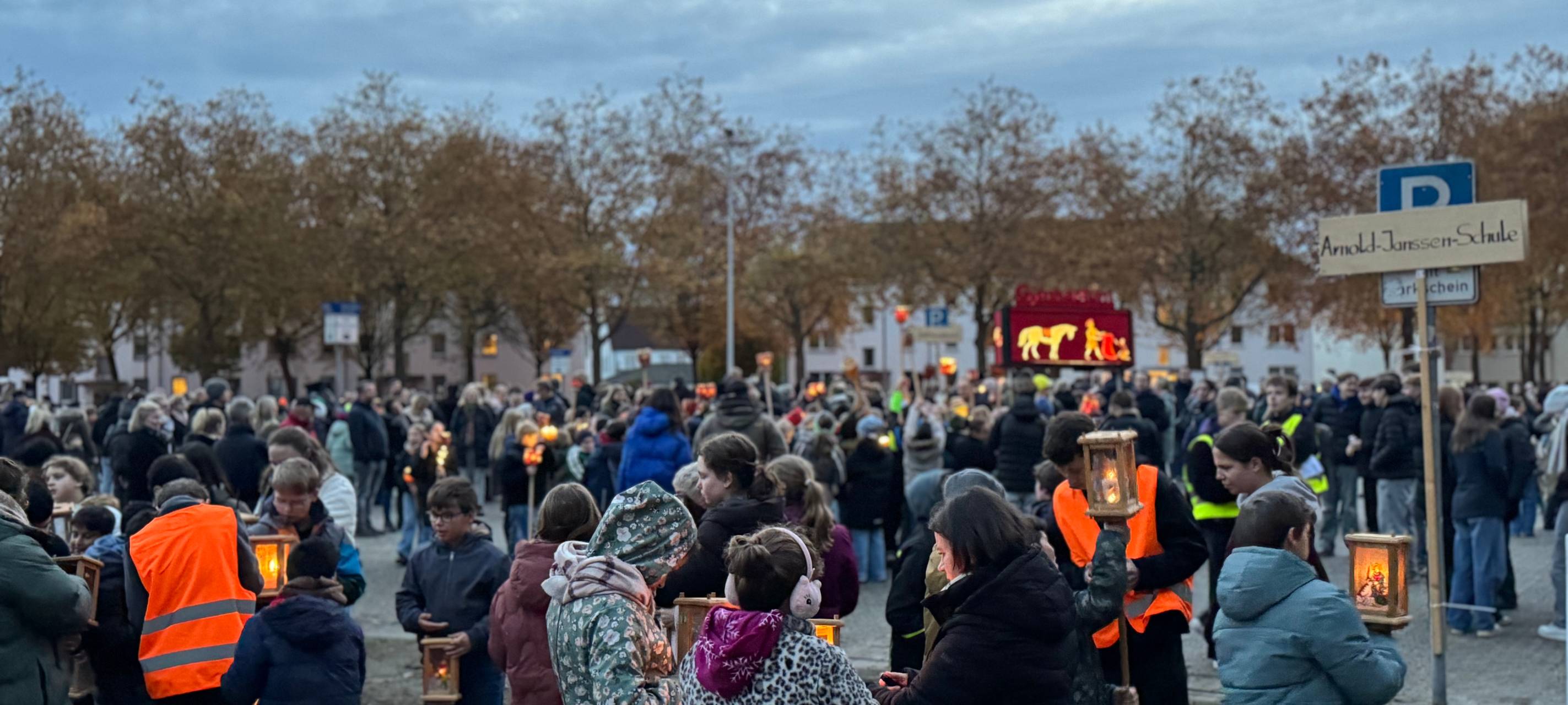 Größter Martinsumzug in Bocholt - wieder gut besucht