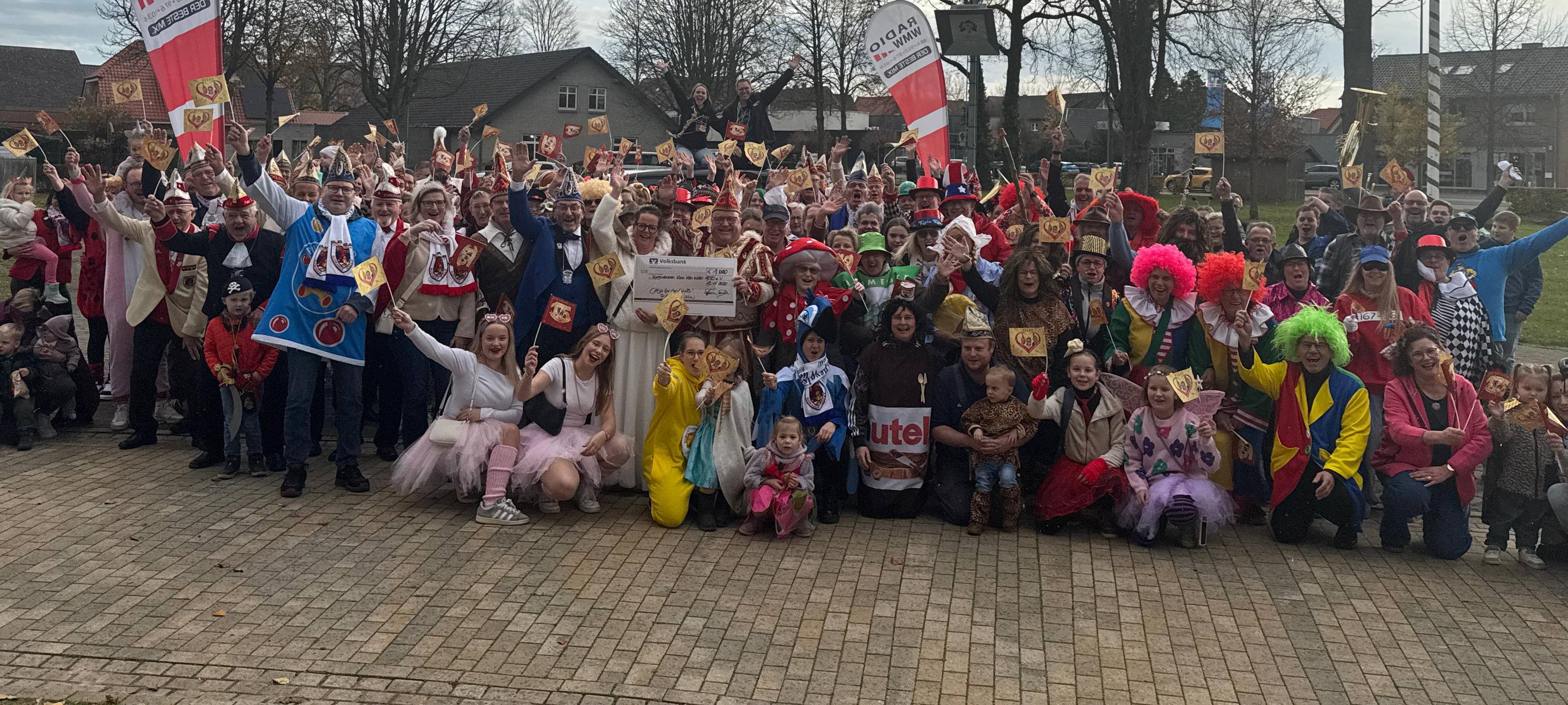 CASH FÜR DEN CLUB - KLEIN KÖLN IN WÜLLEN