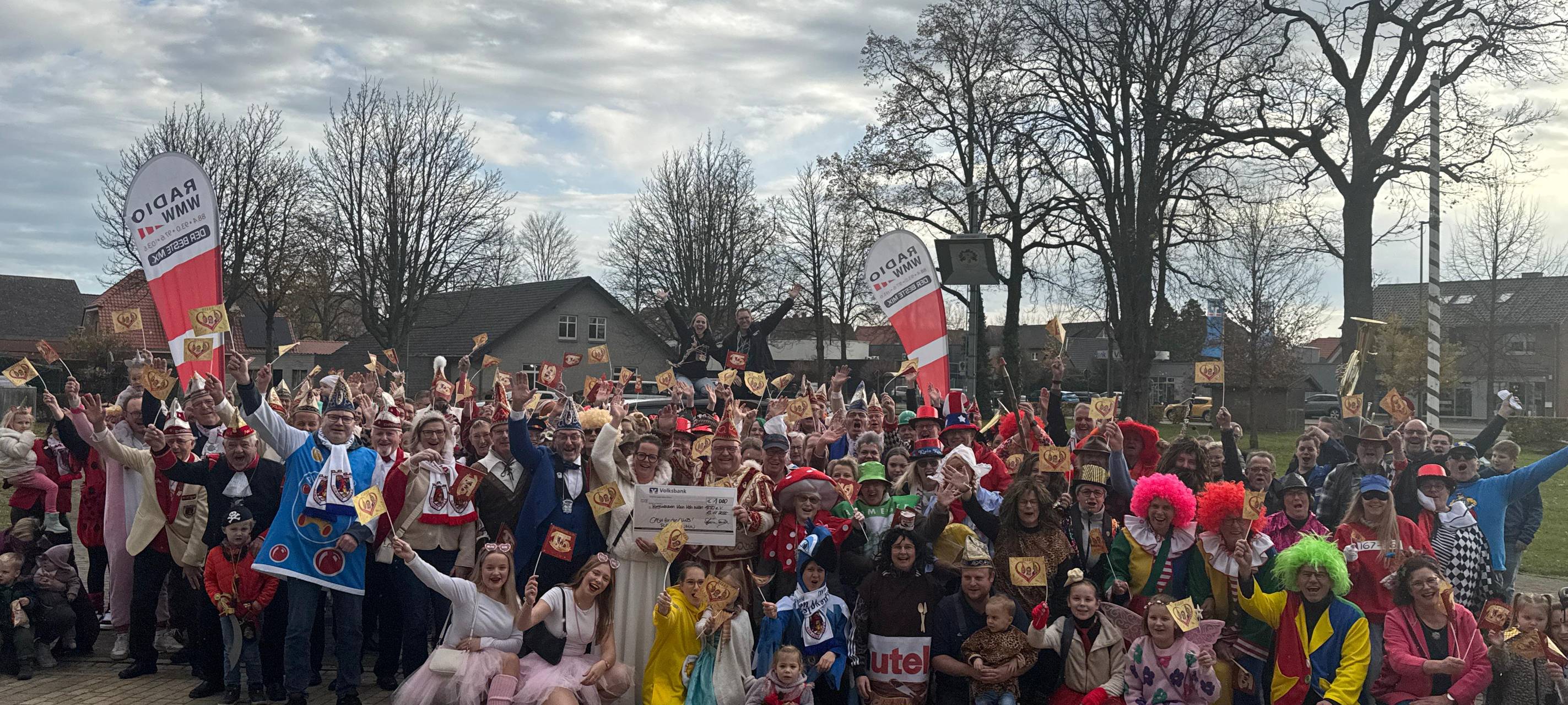 CASH FÜR DEN CLUB - KLEIN KÖLN IN WÜLLEN