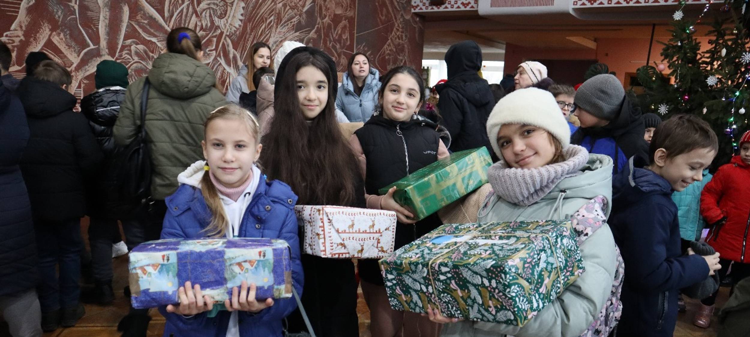 Weihnachtspäckchen für ukrainische Kinder in Bocholts Partnerstadt
