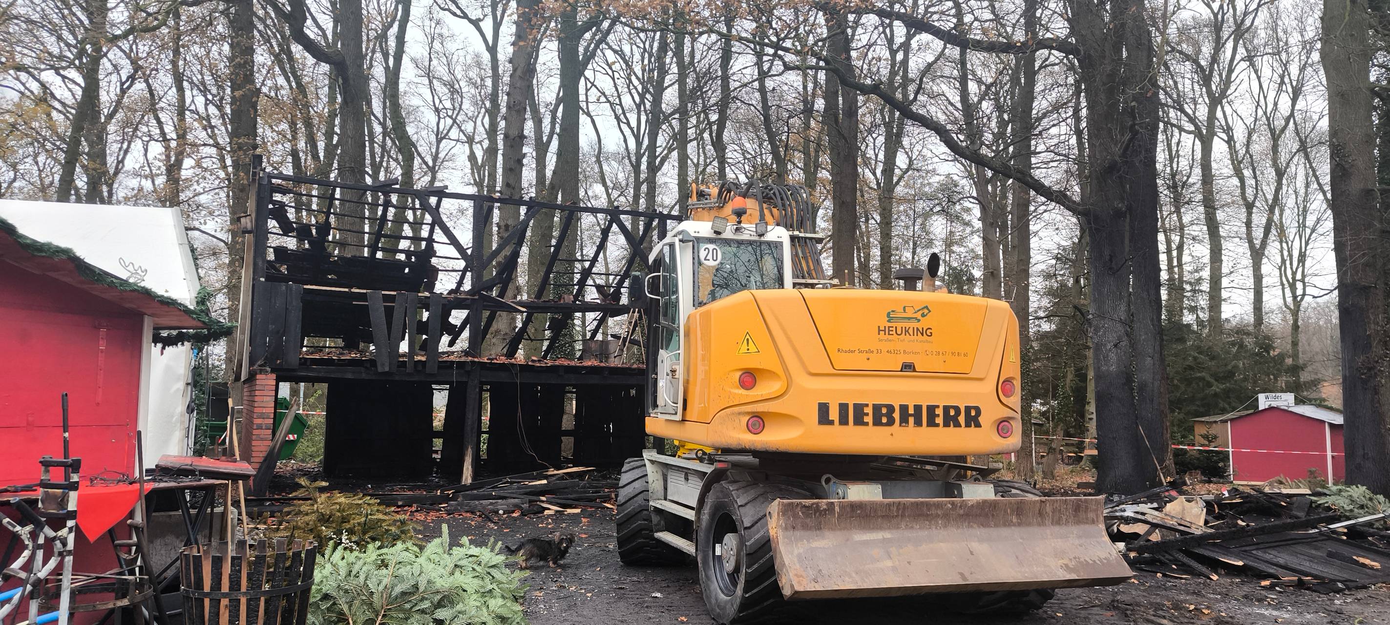 Brand auf Marbecker Weihnachtsmarkt: Ursache und schnelle Hilfe