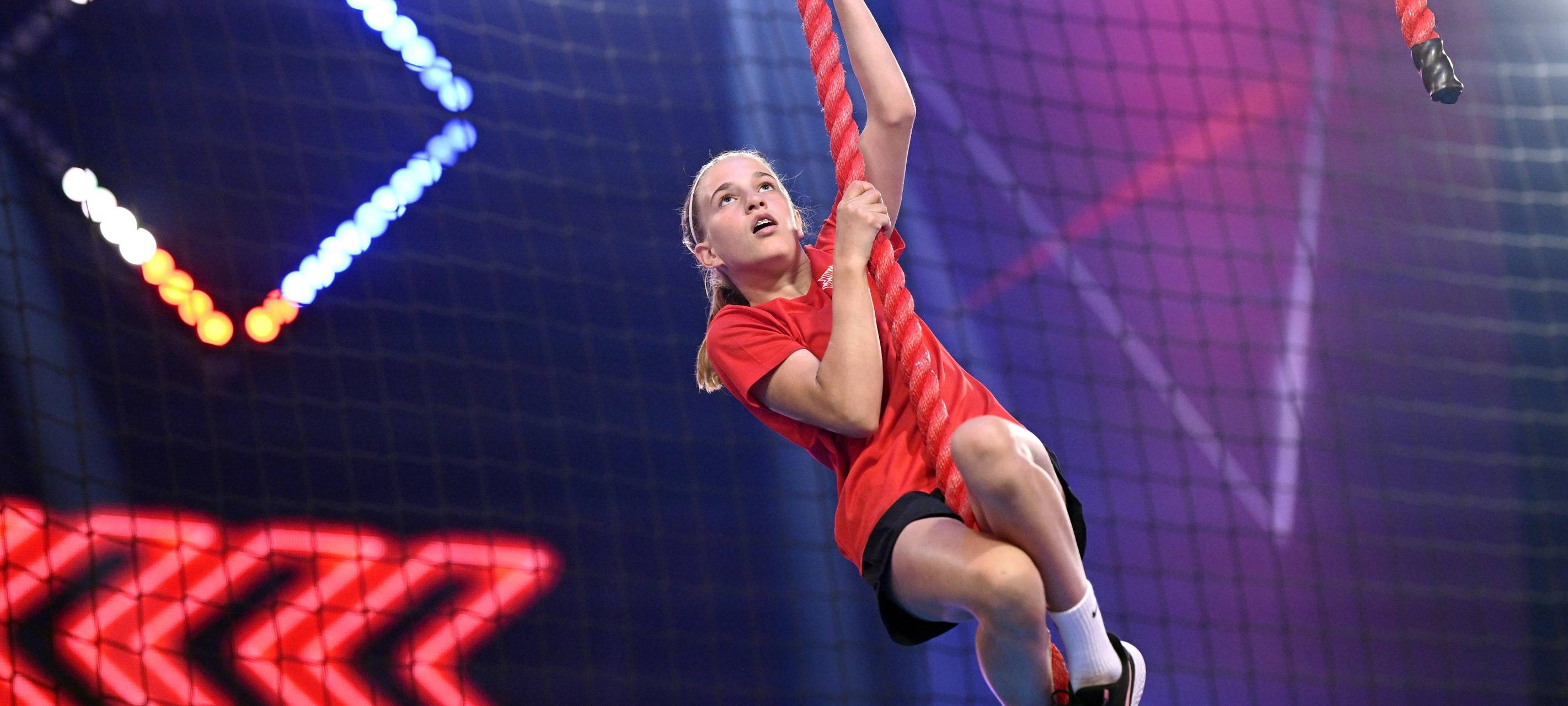 Lotta aus Vreden im Finale der Ninja Warrior Kids Academy