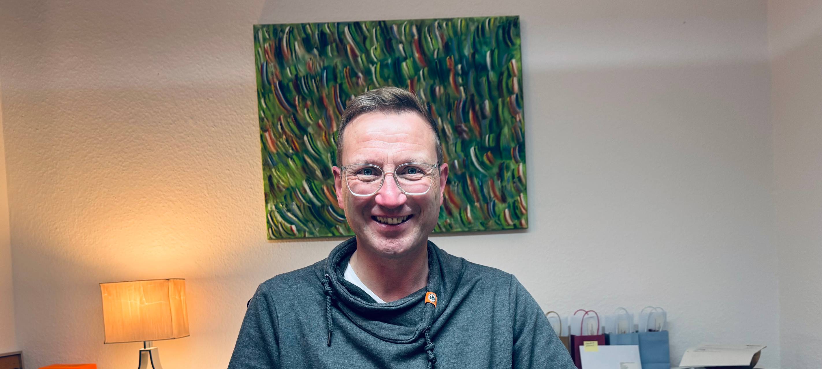 Working on Christmas: Pfarrer Konrad Schneermann