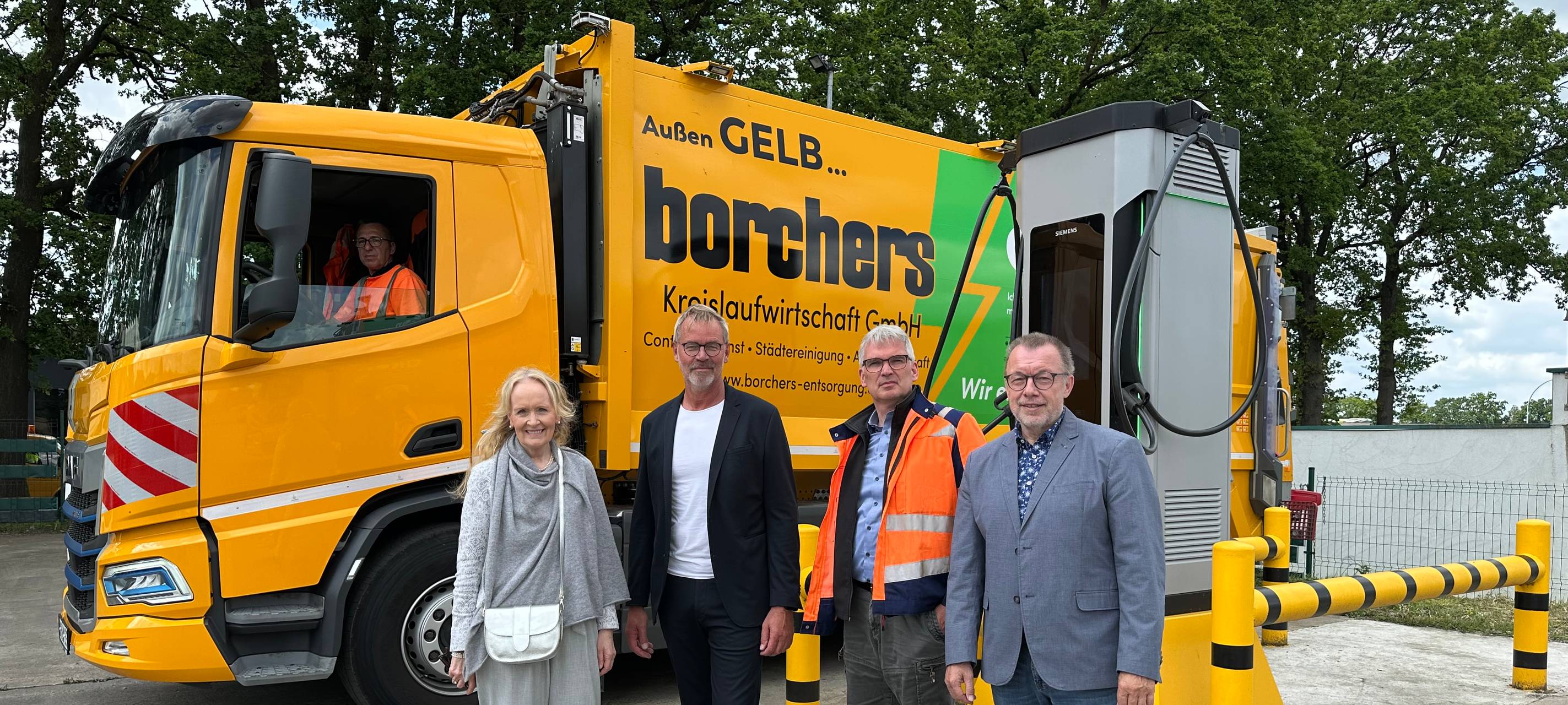 Stadt Borken mit elektrischen Müllfahrzeugen zufrieden
