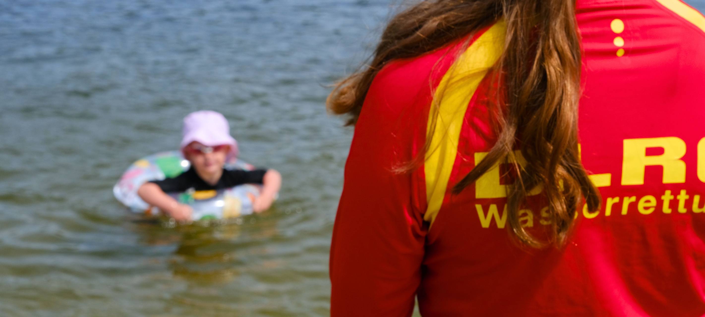 Unfallrisiko beim Baden bei Hitze erhöht