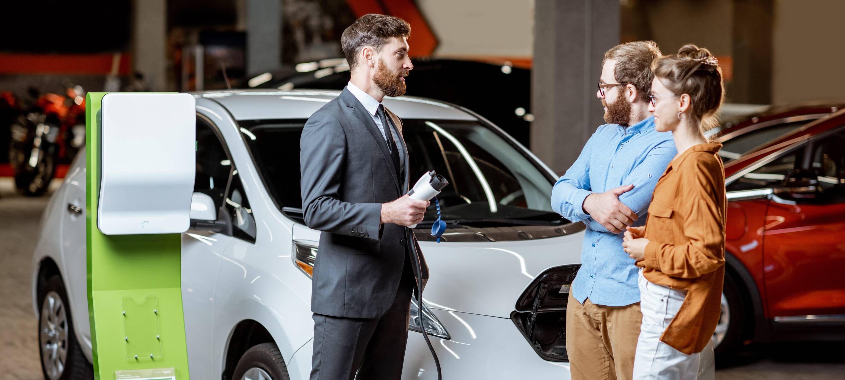 Gebrauchte E-Autos - TÜV gibt Tipps