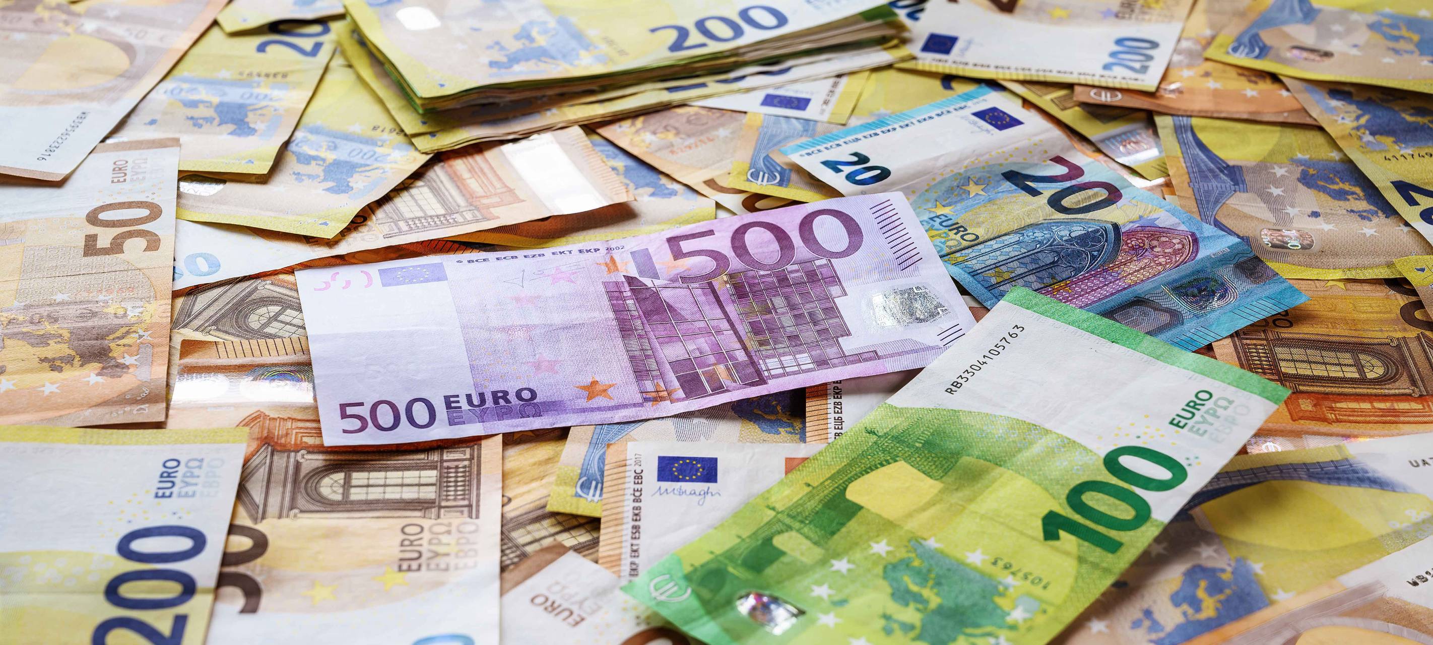 Bankmitarbeitende verhindern Betrug