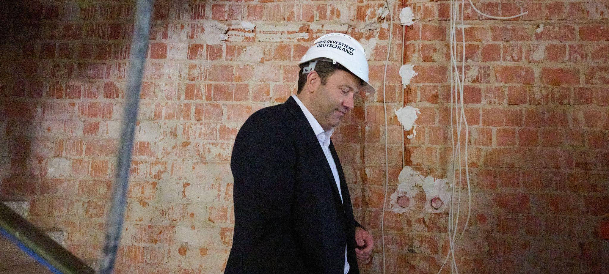 Finanzminister Klingbeil besucht Zukunftsprojekte in Deutschland