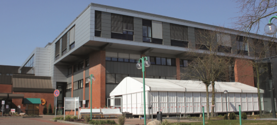 Corona: Zelt vor Bocholter Krankenhaus